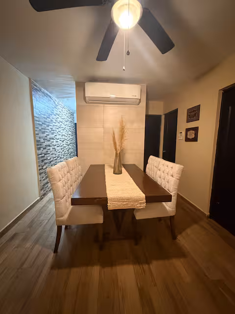 Comedor con aire acondicionado, ideal para equipos de trabajo